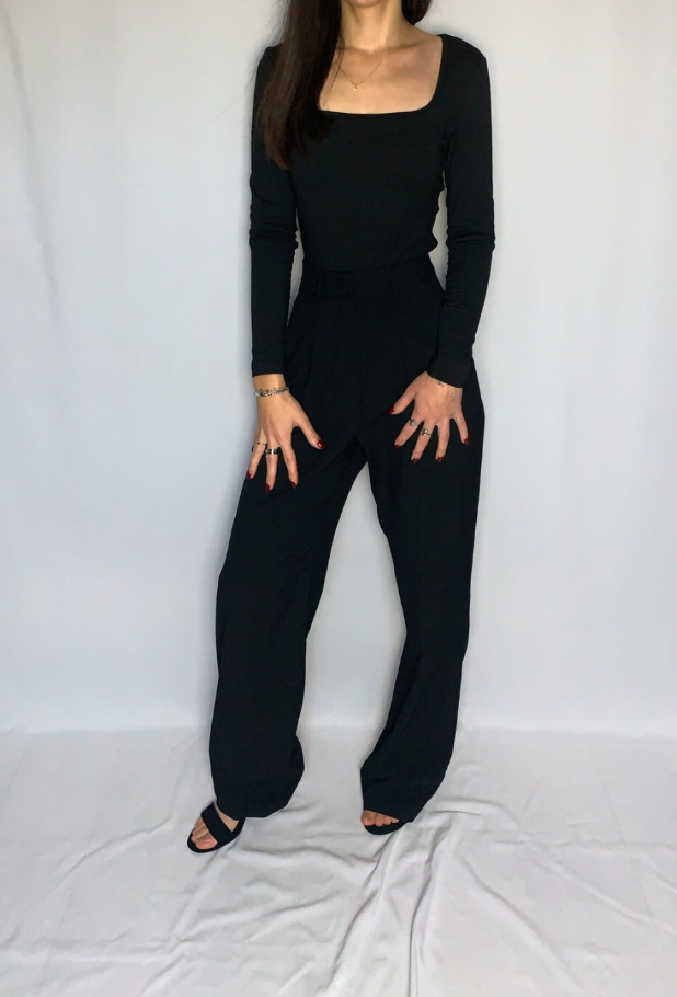 Pantalon Palazzo Noir – Élégant & Décontracté