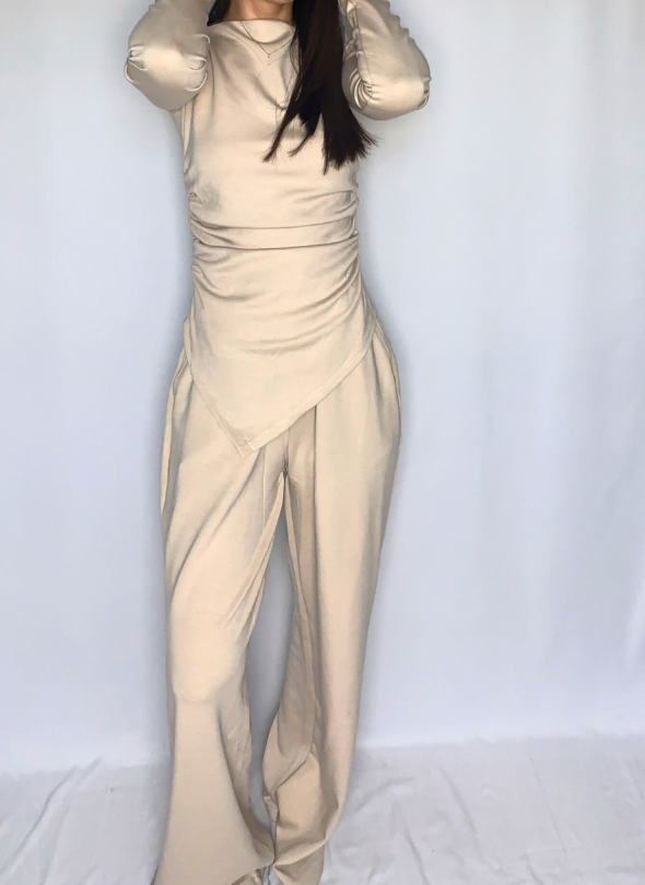 Ensemble Beige Décontracté & Élégant