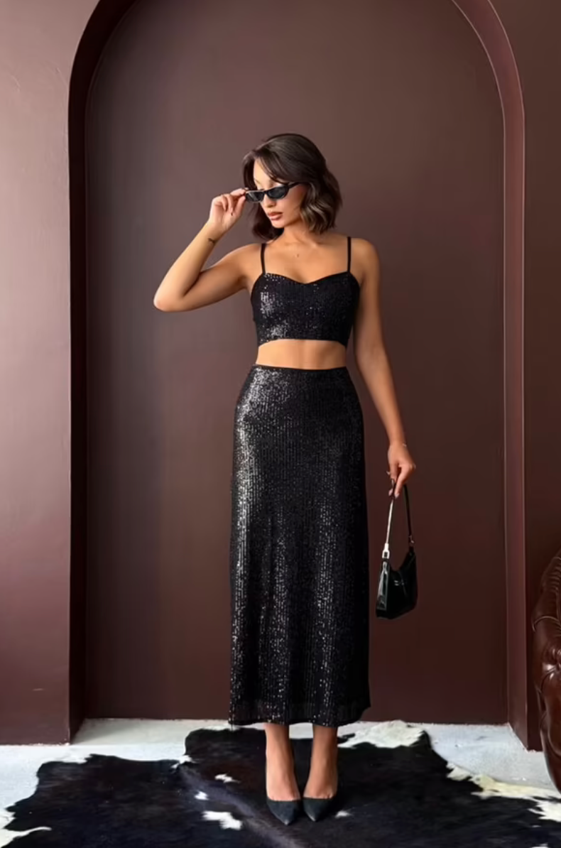 Jupe Longue Noire à Paillettes – Élégante & Scintillante